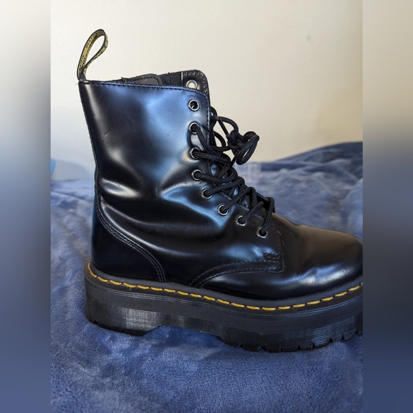 Dr Martens Jadon platform boot - Picture 2 of 8